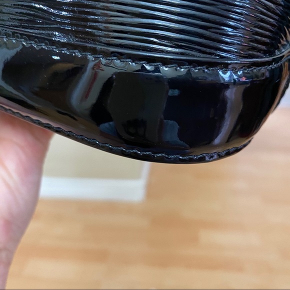 SOLD ON IG ✖️Louis Vuitton Alma PM Epi Electric - Picture 2 of 8